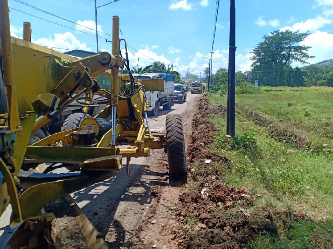 Rekonstruksi Jalan Ruas Burung-burung - Bili-bili Dianggarkan Rp16 M, Andi Sudirman Minta Dukungan Masyarakat Untuk Kelancaran Pekerjaan